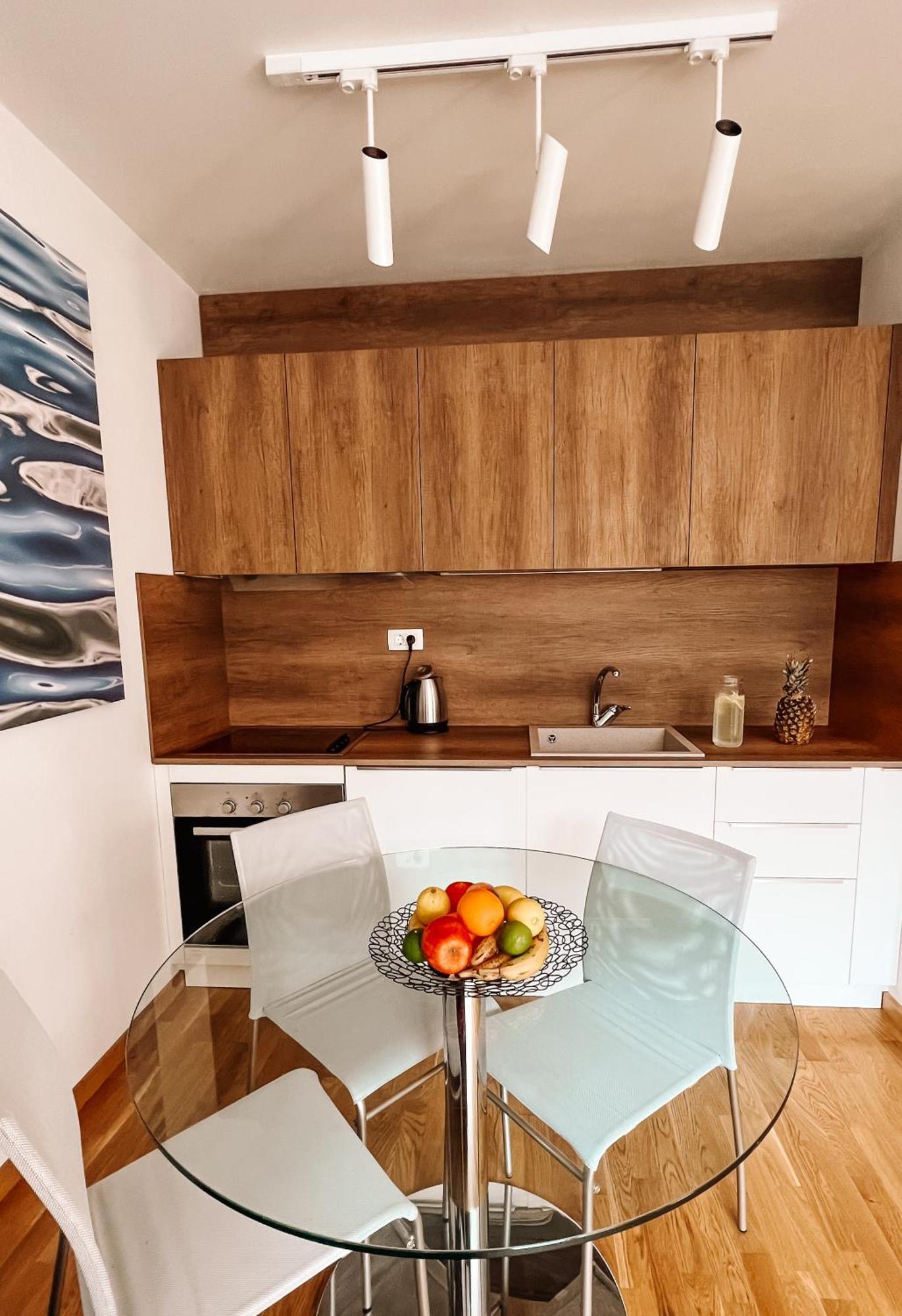 Four Views Apartments Budva Phòng bức ảnh